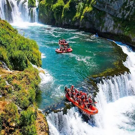 Apartment The Urbanite